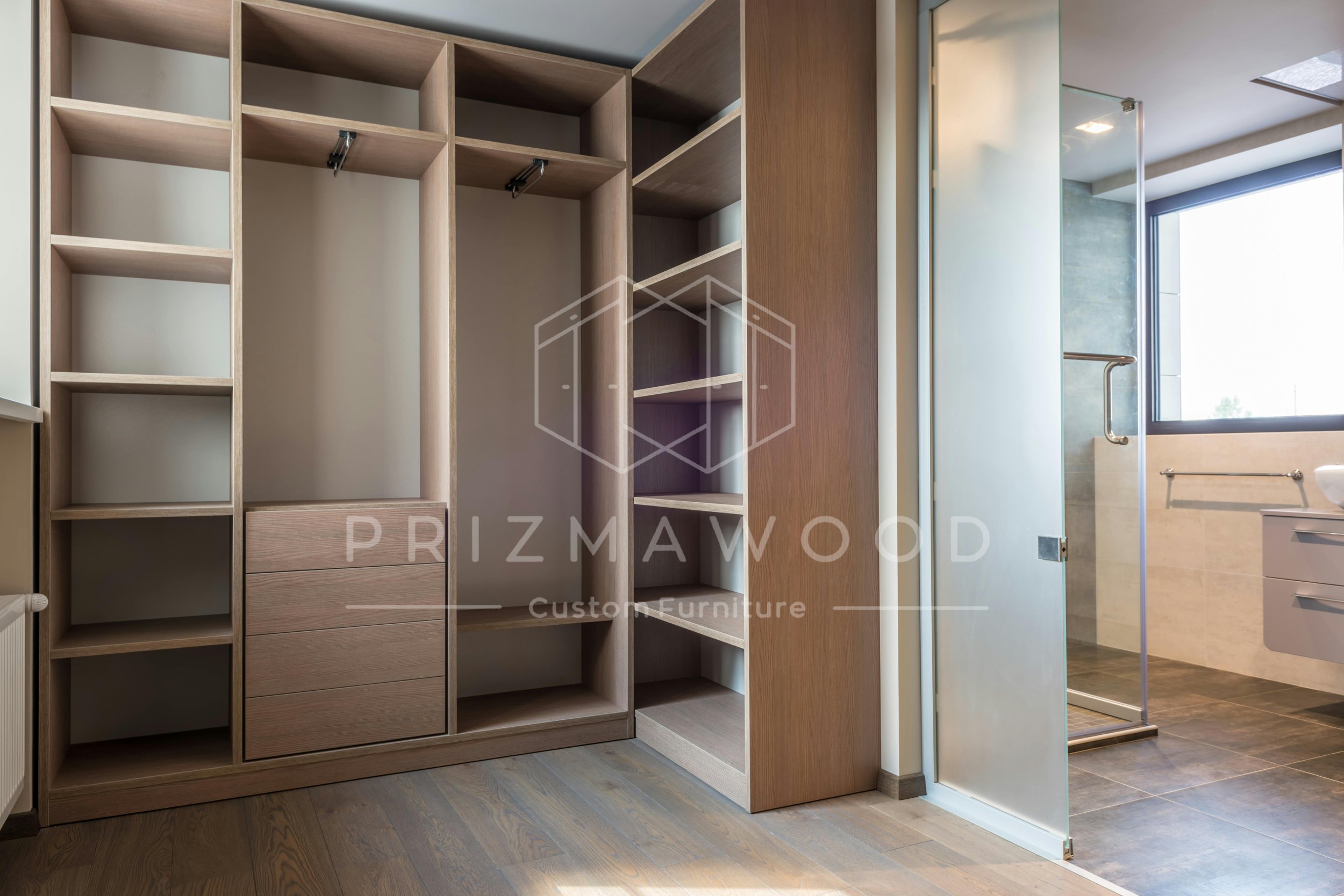 Closet Systems Signature